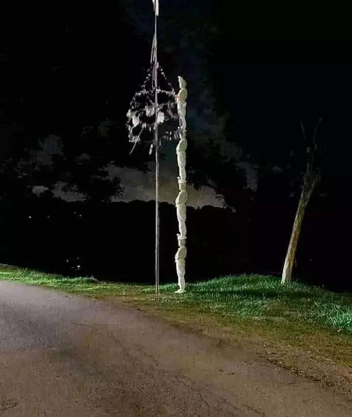 penampakan di jalan bikin mikir mau lewat © Instagram penampakan di jalan bikin mikir mau lewat © Instagram