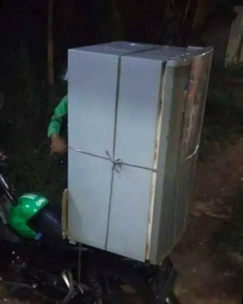 driver ojek online mau bawa barang besar © Instagram