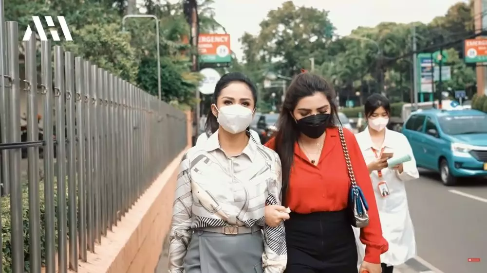 kd ashanty temani aurel ke rumah sakit © berbagai sumber