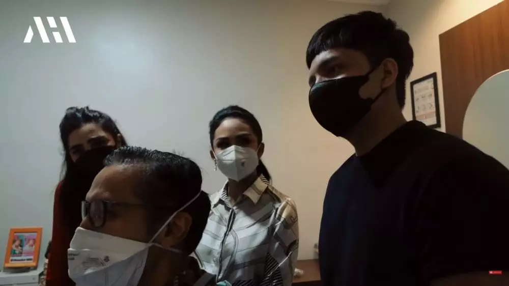 kd ashanty temani aurel ke rumah sakit © berbagai sumber