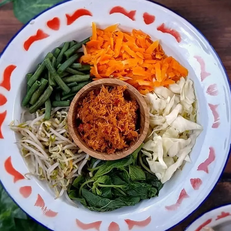 11 Resep bumbu urap sayur, enak dan tahan lama