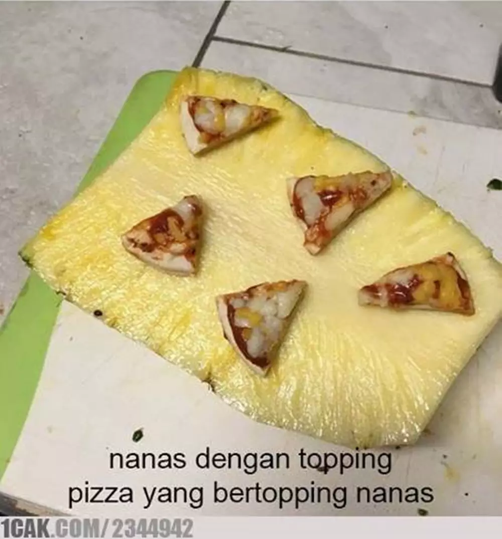 topping pizza nyeleneh © berbagai sumber