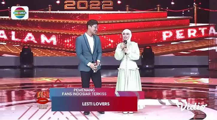 potret lesty di penghargaan kiss awards 2022 © berbagai sumber potret lesty di penghargaan kiss awards 2022 © berbagai sumber