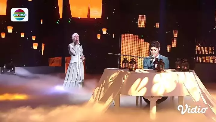 potret lesty di penghargaan kiss awards 2022 © berbagai sumber potret lesty di penghargaan kiss awards 2022 © berbagai sumber