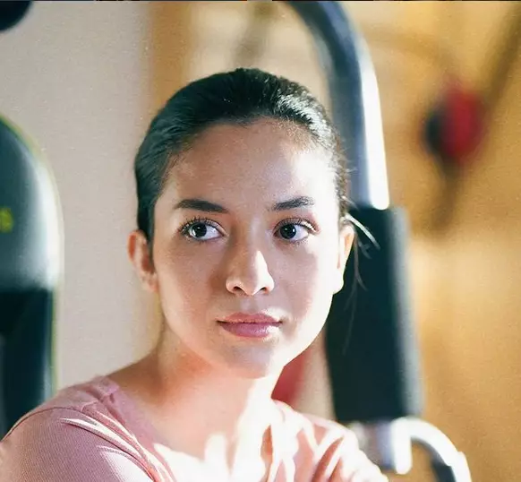 5 tips merawat wajah ala Putri Marino Instagram