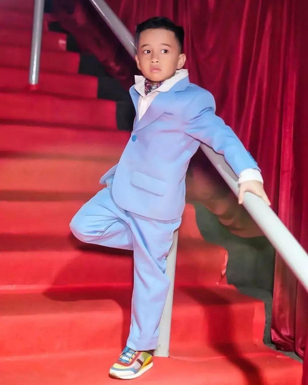 Arsy, Thalia, Djalu Hakim nyanyi Berbagai sumber