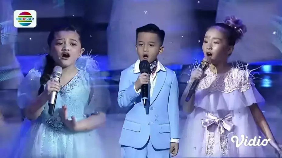 Arsy, Thalia, Djalu Hakim nyanyi Berbagai sumber