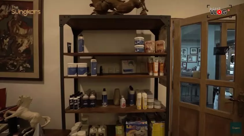 lapangan kuda milik mertua Nabila Syakieb © YouTube