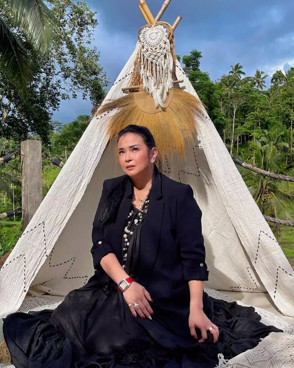Potret mewah rumah 9 sosialita tajir Indonesia Berbagai sumber Potret mewah rumah 9 sosialita tajir Indonesia Berbagai sumber