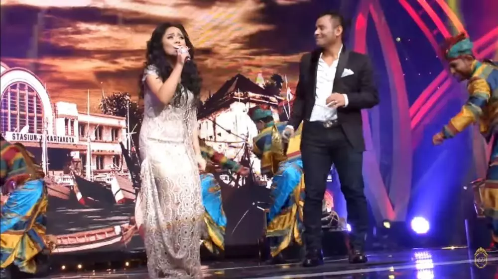 potret Lesty Kejora bareng pasangan duet © berbagai sumber