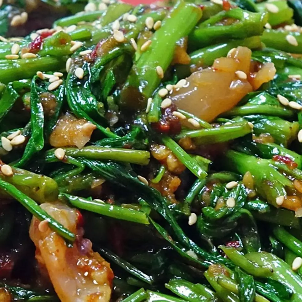 10 Cara menyimpan kangkung biar nggak cepat layu, bisa tanpa kulkas