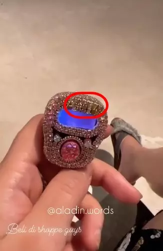 Amanda Manopo beli tasbih digital © Instagram