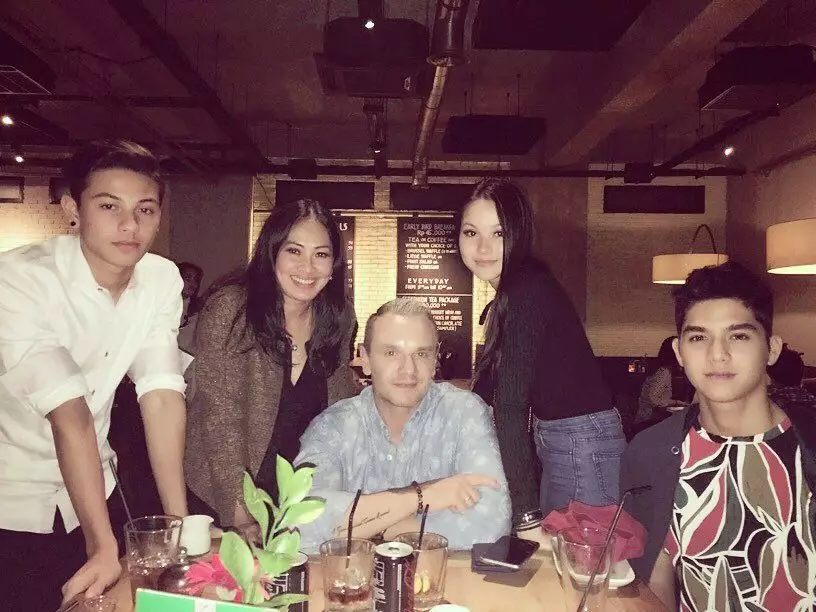 momen kedekatan seleb dengan orang tua pacar © berbagai sumber