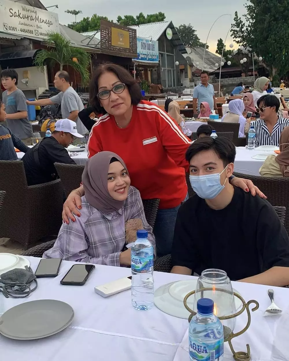 momen kedekatan seleb dengan orang tua pacar © berbagai sumber