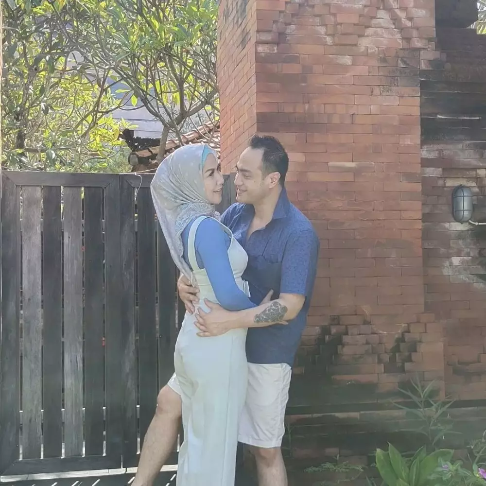 sumber kekayaan Ferry Irawan Instagram sumber kekayaan Ferry Irawan Instagram