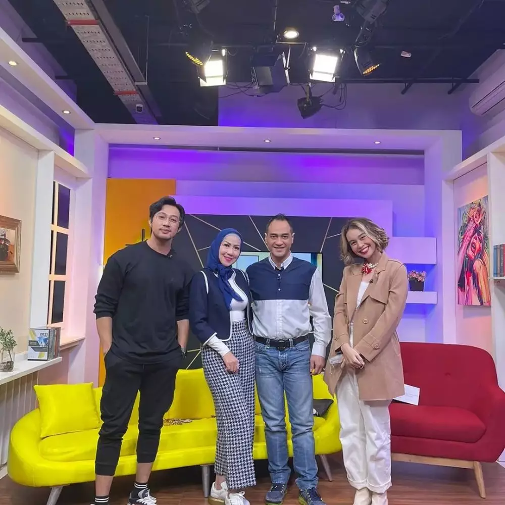 sumber kekayaan Ferry Irawan Instagram sumber kekayaan Ferry Irawan Instagram