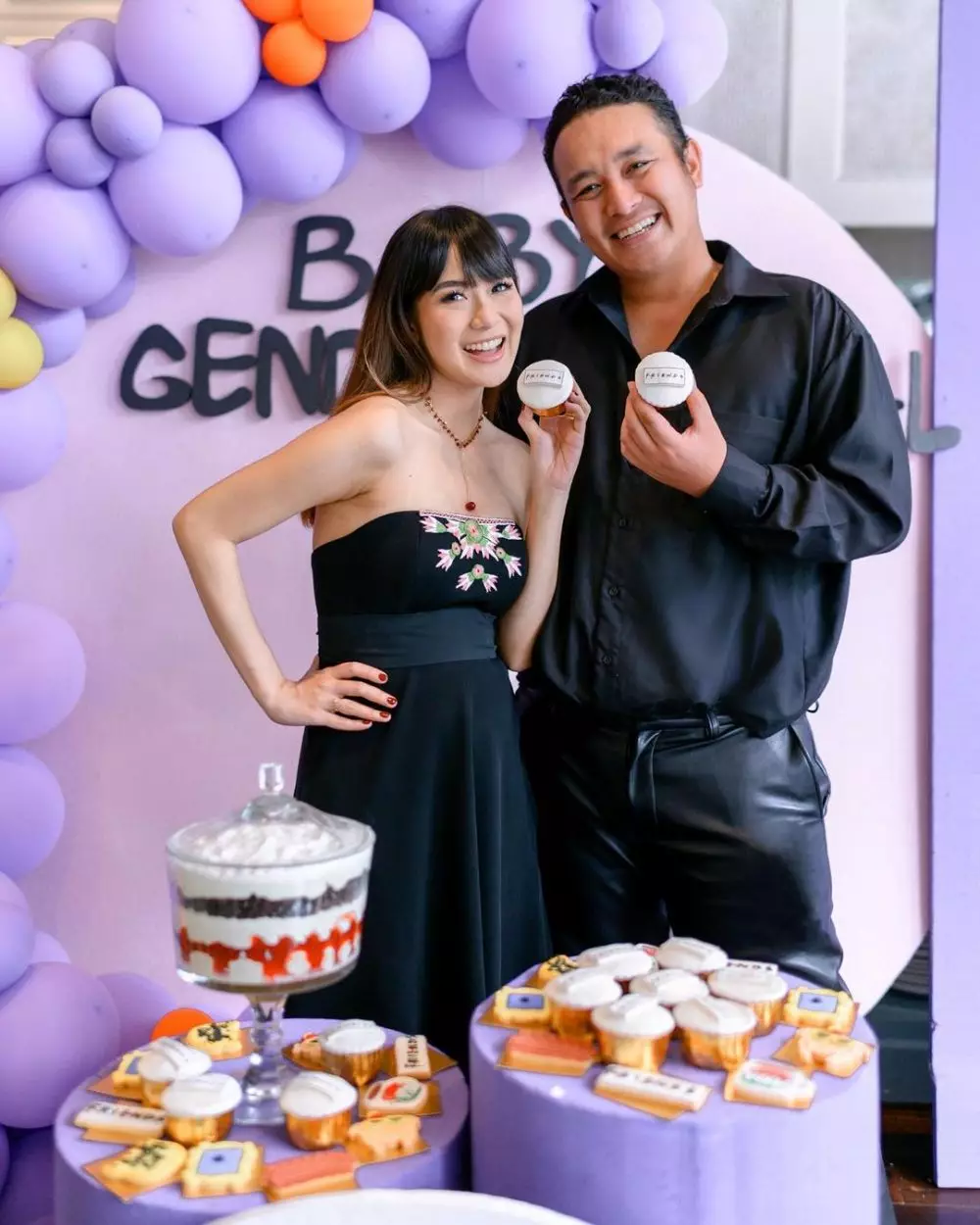 Gilang dan Adiezty gender reveal Berbagai sumber
