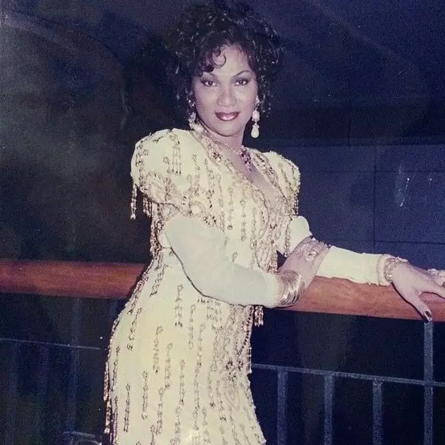 perjalanan hidup Dorce Gamalama di dunia hiburan © berbagai sumber