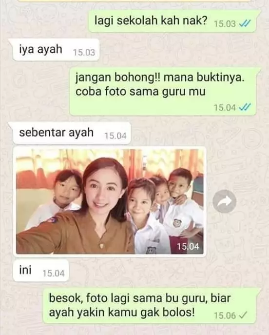 momen absurd curi kesempatan © berbagai sumber