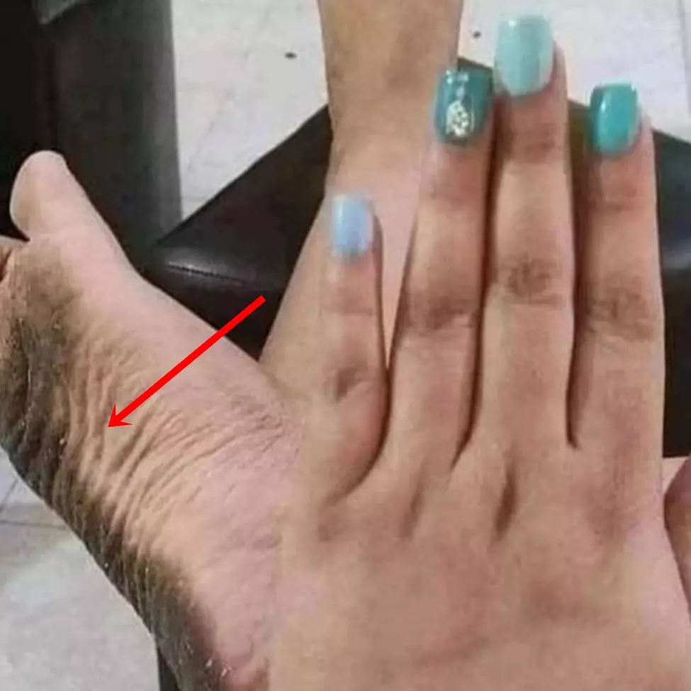 13 Momen lucu niatnya foto estetik, hasilnya bikin tepuk jidat