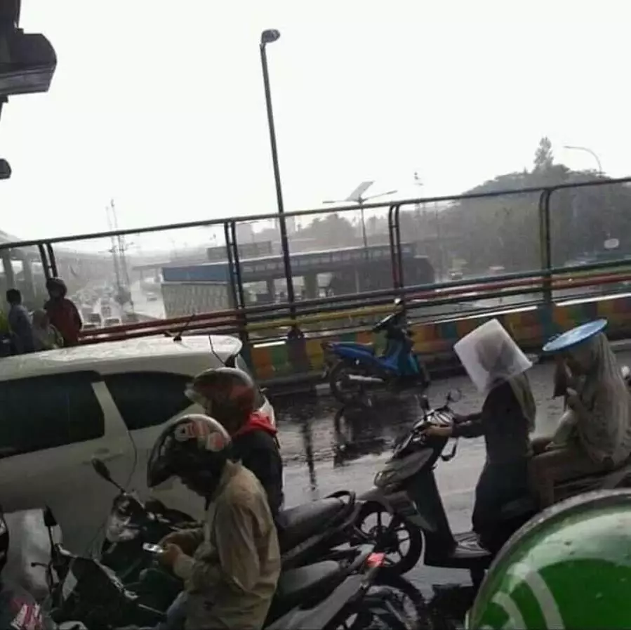 orang niatnya mau solutif malah absurd © Instagram