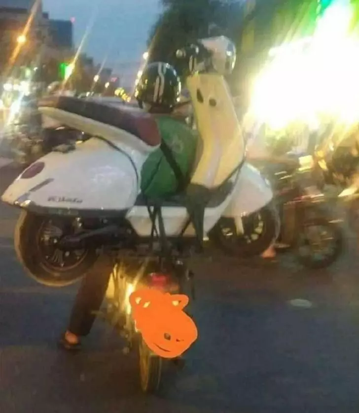 orang niatnya mau solutif malah absurd © Instagram