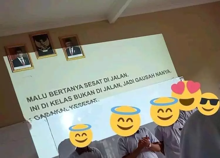 siswa presentasi lucu tingkahnya © 1cak.com siswa presentasi lucu tingkahnya © 1cak.com