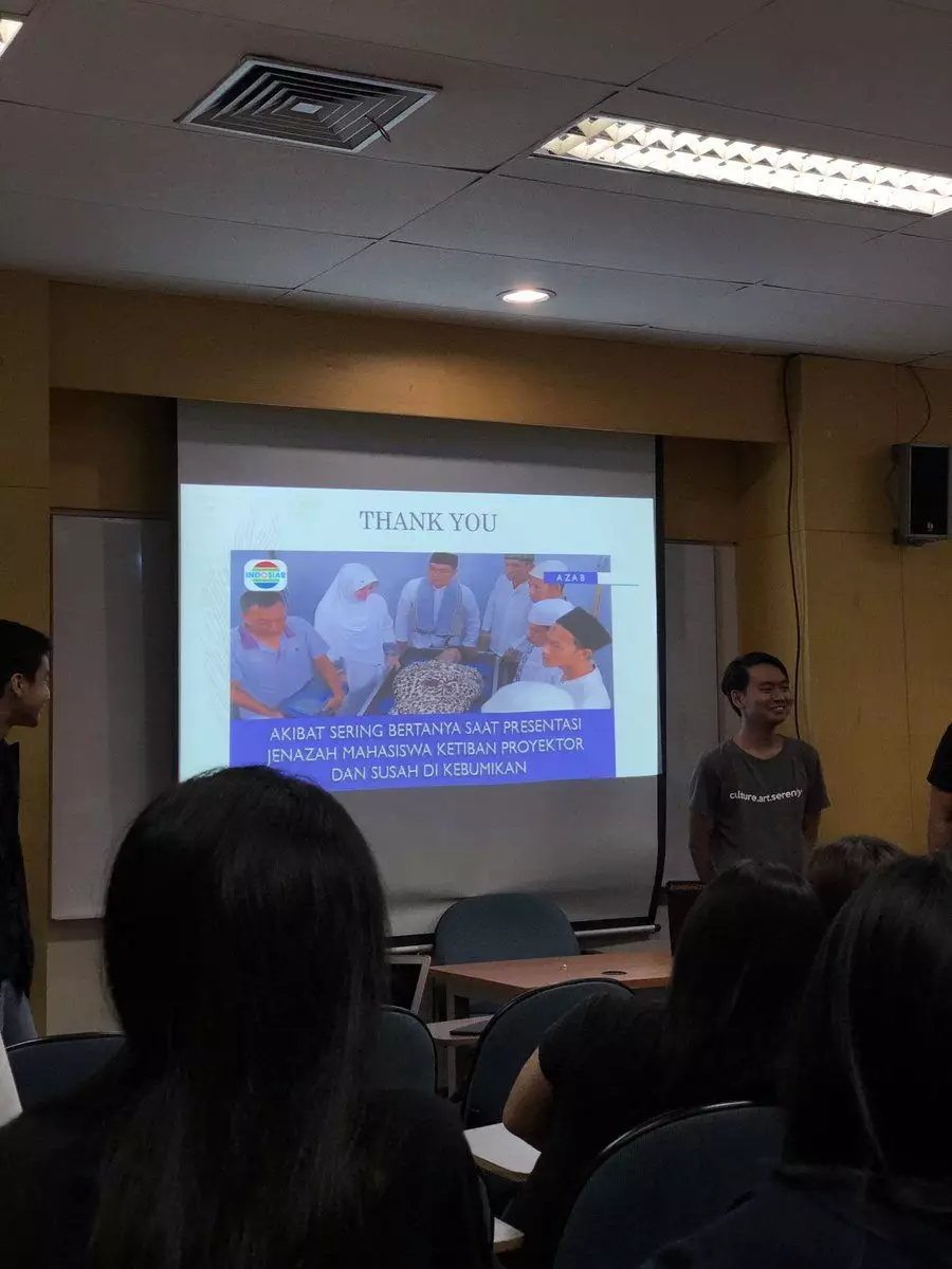 siswa presentasi lucu tingkahnya © 1cak.com siswa presentasi lucu tingkahnya © 1cak.com