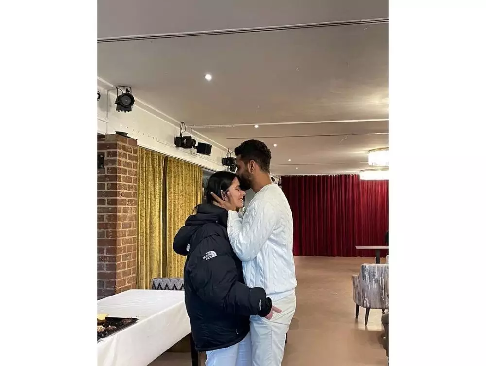 Vicky Kaushal temani syuting Katrina Kaif Berbagai sumber