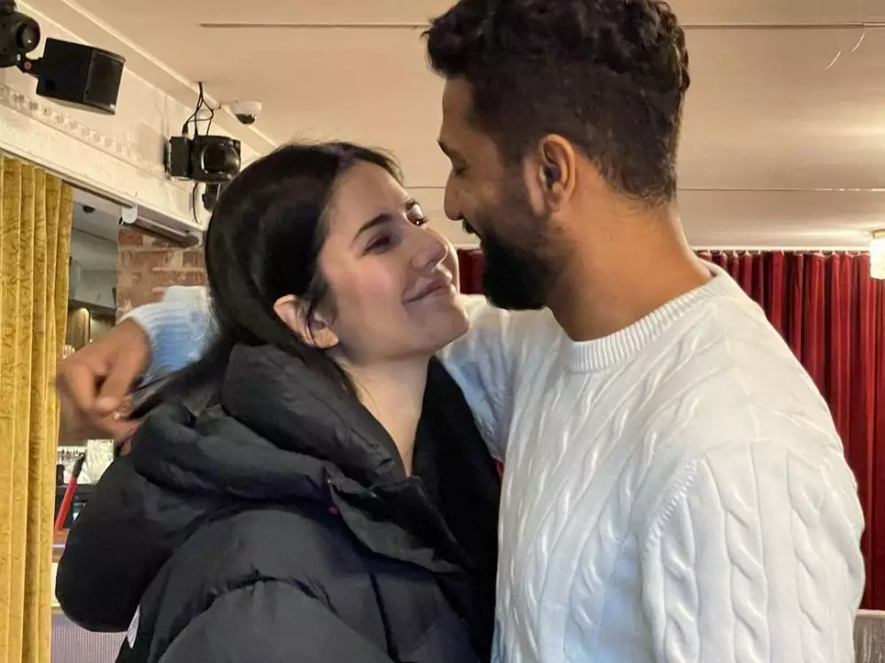 Vicky Kaushal temani syuting Katrina Kaif Berbagai sumber