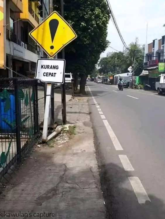petunjuk jalan nggak sesuai kenyataan © berbagai sumber petunjuk jalan nggak sesuai kenyataan © berbagai sumber