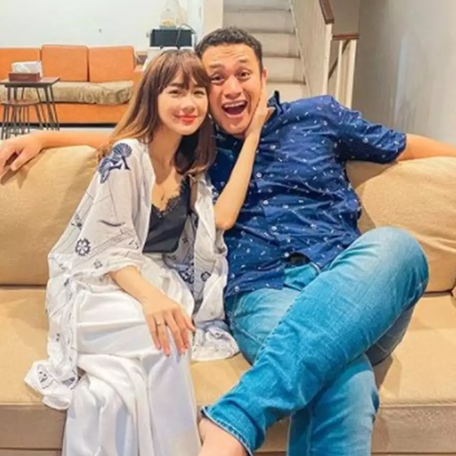 Momen gender reveal 7 istri presenter, kejutan dipenuhi rasa syukur