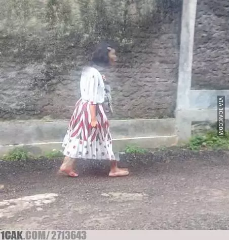 emak-emak ngebug © berbagai sumber