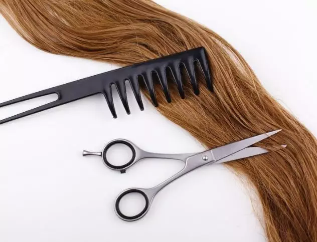 Arti mimpi mewarnai rambut © 2022 berbagai sumber  Arti mimpi mewarnai rambut © 2022 berbagai sumber