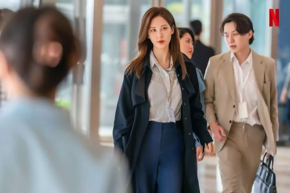 Pesona Seohyun SNSD di Love and Leashes © Instagram