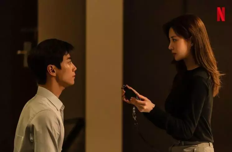 Pesona Seohyun SNSD di Love and Leashes © Instagram