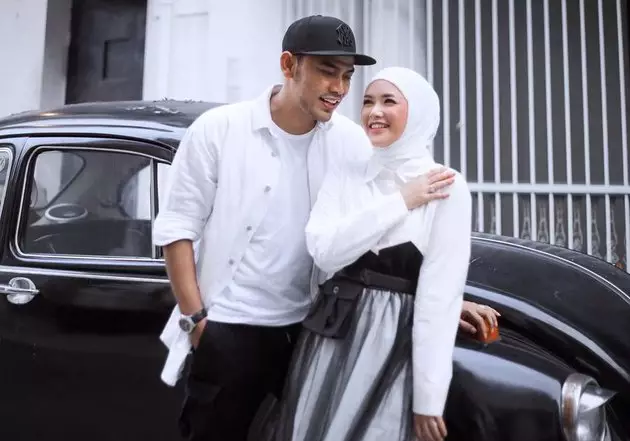 Potret mesra Fikoh LIDA dan Formal © berbagai sumber Potret mesra Fikoh LIDA dan Formal © berbagai sumber