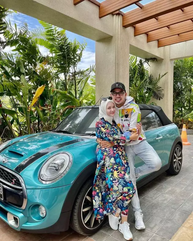 Potret mesra Fikoh LIDA dan Formal © berbagai sumber Potret mesra Fikoh LIDA dan Formal © berbagai sumber