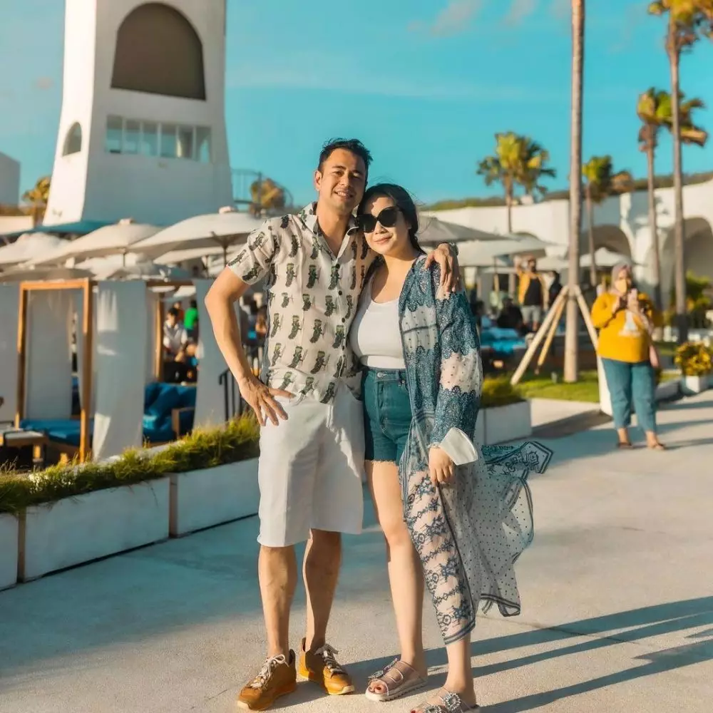 seleb jadi makcomblang sahabatnya © instagram seleb jadi makcomblang sahabatnya © instagram