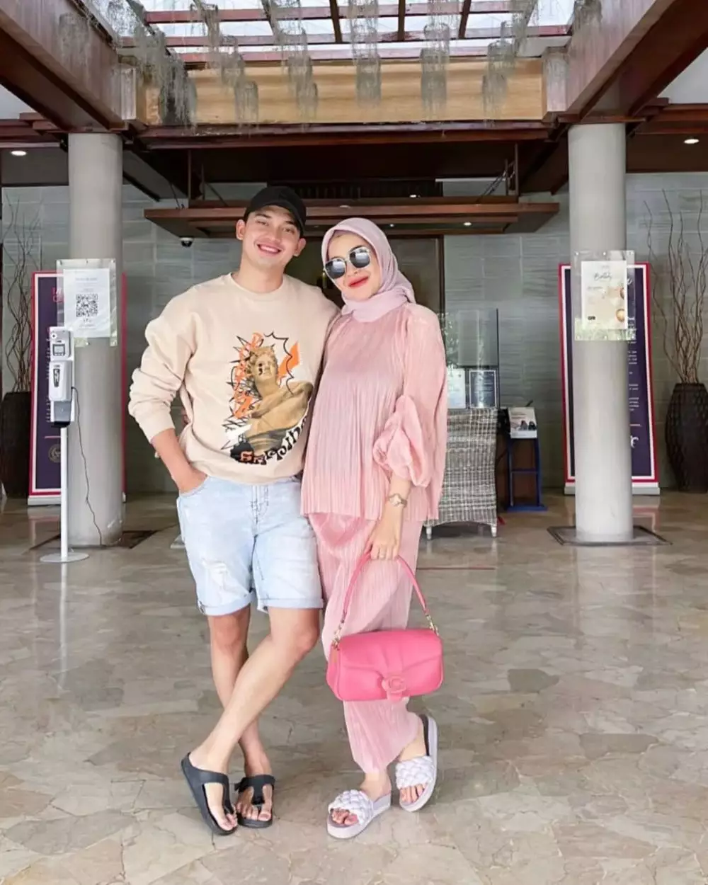 baby bump istri ikbal fauzi © Instagram