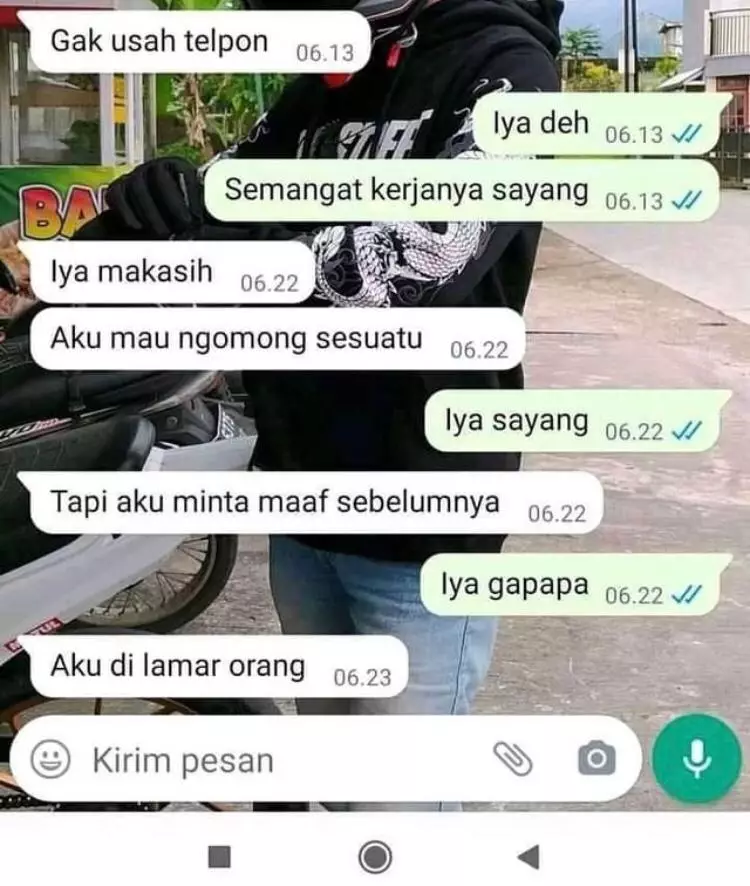 chat ada motif tersembunyi lucu © Instagram chat ada motif tersembunyi lucu © Instagram