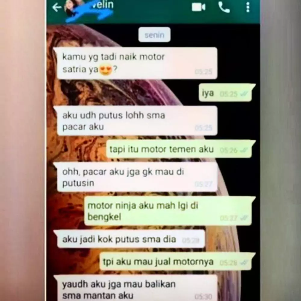 chat ada motif tersembunyi lucu © Instagram chat ada motif tersembunyi lucu © Instagram