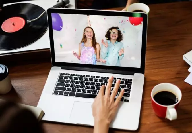 Contoh teks undangan ulang tahun  © 2022 berbagai sumber 