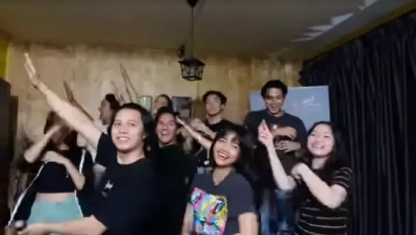  Fuji syuting film  Berbagai sumber