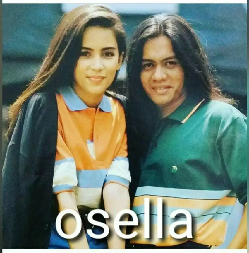 artis jadi model iklan kaus era 90-an Facebook