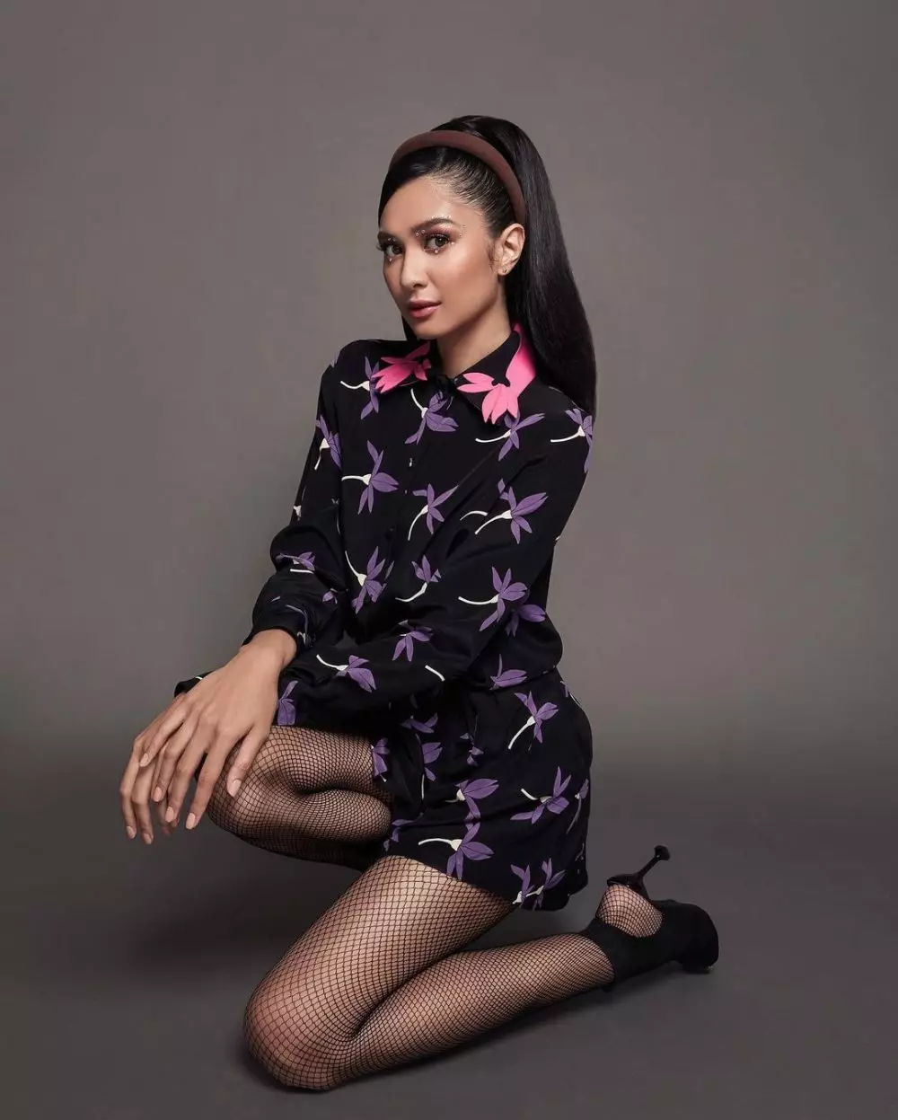 Gaya pemotretan terbaru Mikha Tambayong © Instagram