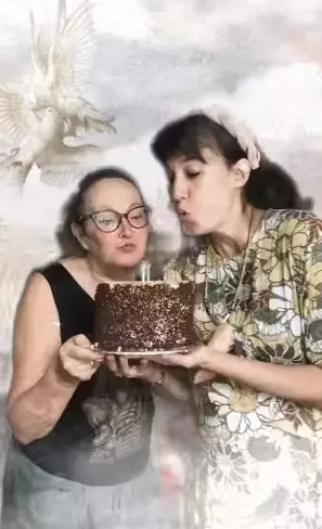 Potret ibu pemenang Puteri Indonesia © berbagai sumber