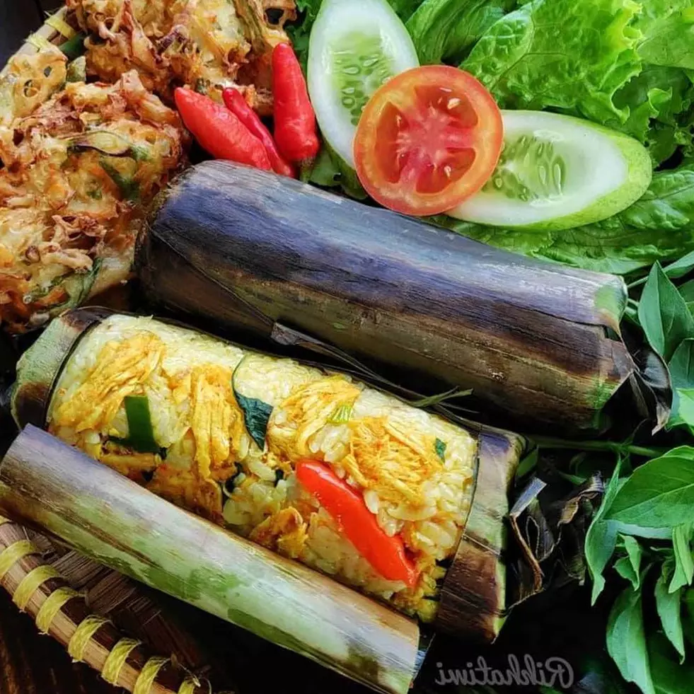 Resep nasi bakar ayam kemangi, enak, wangi, dan menggugah selera