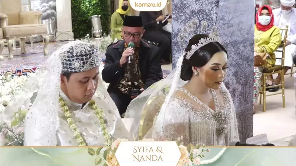 momen akad nikah adik Ayu Ting Ting © YouTube/Assyifa Nuraini