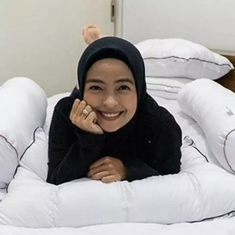 7 Langkah Tantri Kotak bikin donat krispi, cuma pakai roti tawar